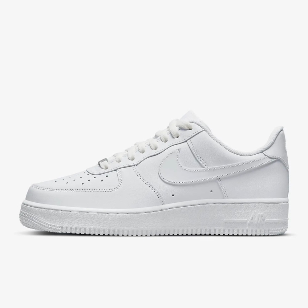 Nike Air Force ones white leather dunks men’s